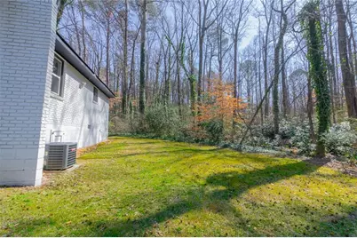 4324 Greenleaf Lane, Forest Park, GA 30297 - Photo 12