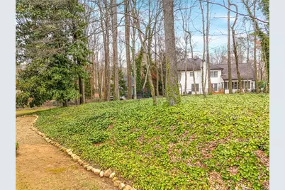 974 Laurel Springs Lane SW, Marietta, GA 30064 - Photo 4