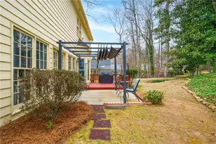 974 Laurel Springs Ln SW, Marietta, GA 30064 - Photo 6
