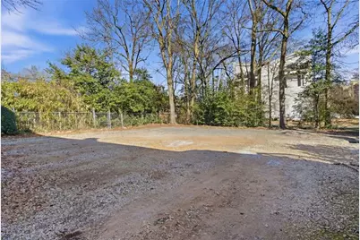 737 Barnett Street NE #B5, Atlanta, GA 30306 - Photo 18