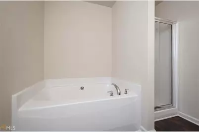 960 Walnut Creek Circle, Pendergrass, GA 30567 - Photo 8