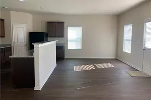 960 Walnut Creek Cir, Pendergrass, GA 30567 - Photo 4