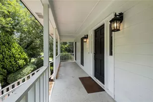 1195 Vineyard Dr, Conyers, GA 30013 - Photo 2