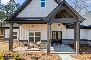 152 White Oak Wy, Monroe, GA 30655 - Photo 2