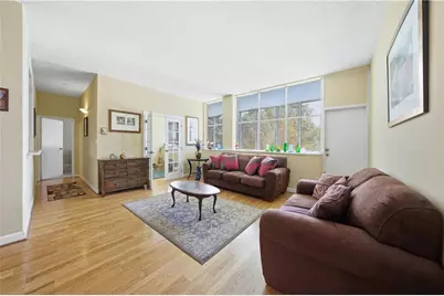 3060 Pharr Court North NW #223, Atlanta, GA 30305 - Photo 4