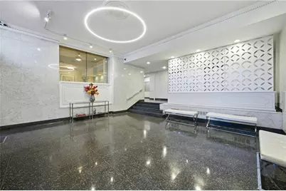 3060 Pharr Court North NW #223, Atlanta, GA 30305 - Photo 2