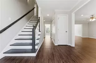 2517 Zachary Woods Dr, Marietta, GA 30064 - Photo 8