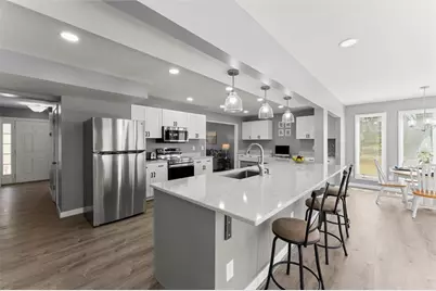 2878 Clearbrook Drive NE, Marietta, GA 30068 - Photo 2