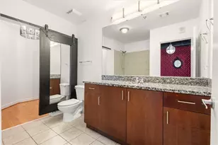 250 Pharr Rd NE, Atlanta, GA 30305 - Photo 14