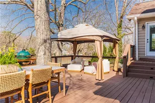 10120 Kinross Rd, Roswell, GA 30076 - Photo 30