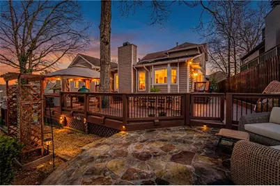 10120 Kinross Road, Roswell, GA 30076 - Photo 30