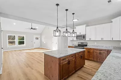 162 Valley Point Drive SE, Dalton, GA 30721 - Photo 14