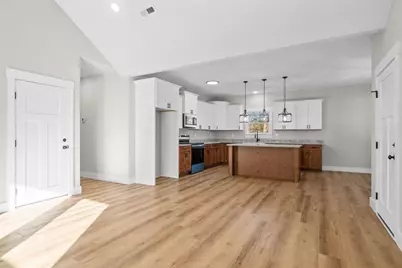 162 Valley Point Drive SE, Dalton, GA 30721 - Photo 10