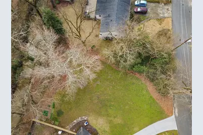 1739 Wayland Circle NE, Atlanta, GA 30319 - Photo 2