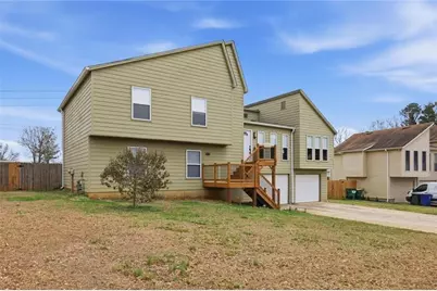 2560 Blakely Court, Marietta, GA 30066 - Photo 2