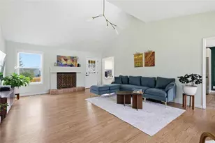 2560 Blakely Ct, Marietta, GA 30066 - Photo 4