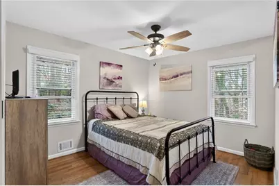 2560 Skyland Trail NE, Brookhaven, GA 30319 - Photo 10