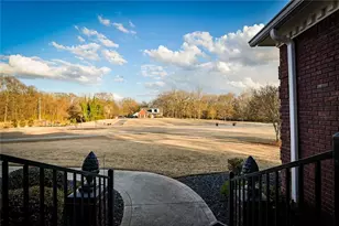 10 Reserve Dr, Covington, GA 30014 - Photo 4