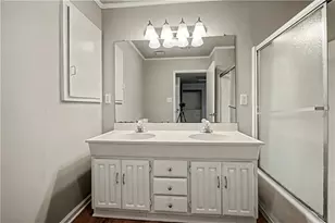 2008 Shalimar Dr NE, Atlanta, GA 30345 - Photo 16