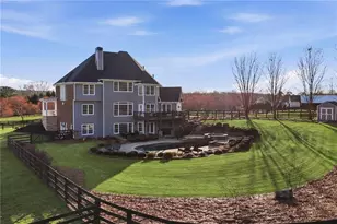 140 Red Gate Lakes Dr, Canton, GA 30115 - Photo 2