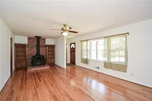 18 Old Farm Rd, Marietta, GA 30068 - Photo 8