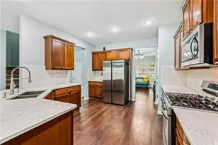 6879 Downs Ave, Johns Creek, GA 30097 - Photo 10