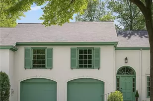 11 Mooregate Square NW, Atlanta, GA 30327 - Photo 2