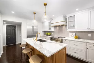 11 Mooregate Square NW, Atlanta, GA 30327 - Photo 10