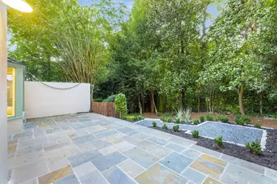 11 Mooregate Square NW, Atlanta, GA 30327 - Photo 28