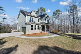 5695 Young Deer Dr, Cumming, GA 30041 - Photo 4