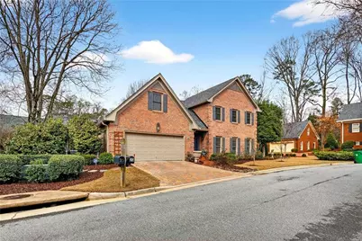 23 Downshire Circle, Atlanta, GA 30033 - Photo 1
