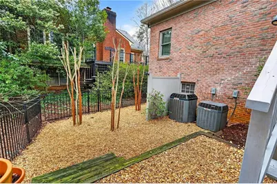 23 Downshire Circle, Atlanta, GA 30033 - Photo 44