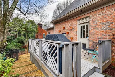 23 Downshire Circle, Atlanta, GA 30033 - Photo 40
