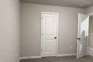 6271 Redan Square, Lithonia, GA 30058 - Photo 4