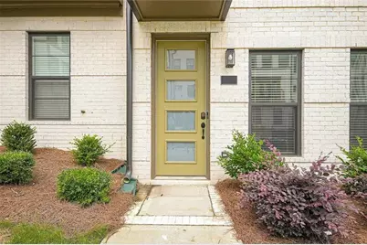 2048 Holtz Lane, Atlanta, GA 30318 - Photo 2