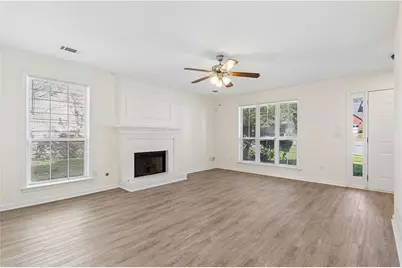 390 Manor Glen Drive, Suwanee, GA 30024 - Photo 8