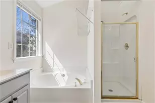 390 Manor Glen Dr, Suwanee, GA 30024 - Photo 24