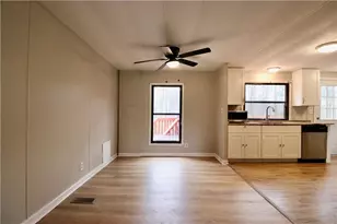 5148 E Holiday Ct SE, Acworth, GA 30102 - Photo 10