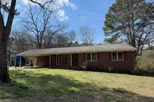 135 2nd St, Rockmart, GA 30153 - Photo 1