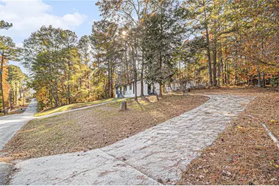 2488 Hi Roc Circle NE, Conyers, GA 30012 - Photo 34