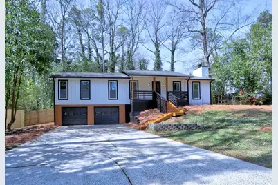 3075 Wayward Drive, Marietta, GA 30066 - Photo 2