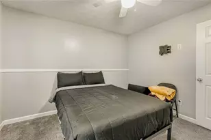 10204 Fairington Ridge Cir, Lithonia, GA 30038 - Photo 12