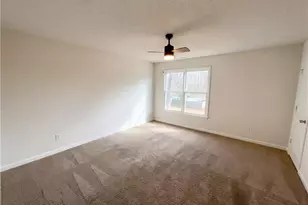 1012 Crown Corners Dr, McDonough, GA 30253 - Photo 16