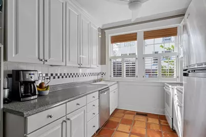 301 10th Street NE #2, Atlanta, GA 30309 - Photo 10