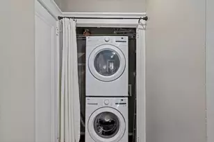 301 10th St NE, Atlanta, GA 30309 - Photo 20