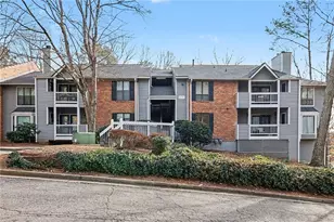 225 Warm Springs Cir, Roswell, GA 30075 - Photo 16