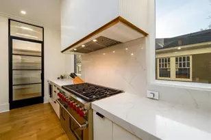 864 Courtenay Dr NE, Atlanta, GA 30306 - Photo 16