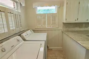 2076 Azalea Cir, Decatur, GA 30033 - Photo 16