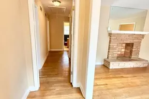 2076 Azalea Cir, Decatur, GA 30033 - Photo 4