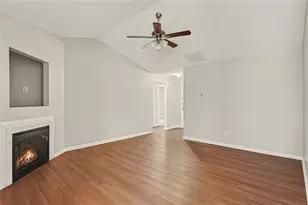 85 Homestead Pl, Rex, GA 30273 - Photo 4